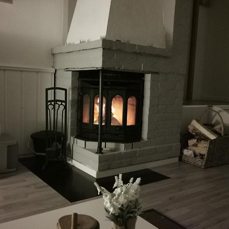 Isfjorden Apartment Dreamvalley מראה חיצוני תמונה
