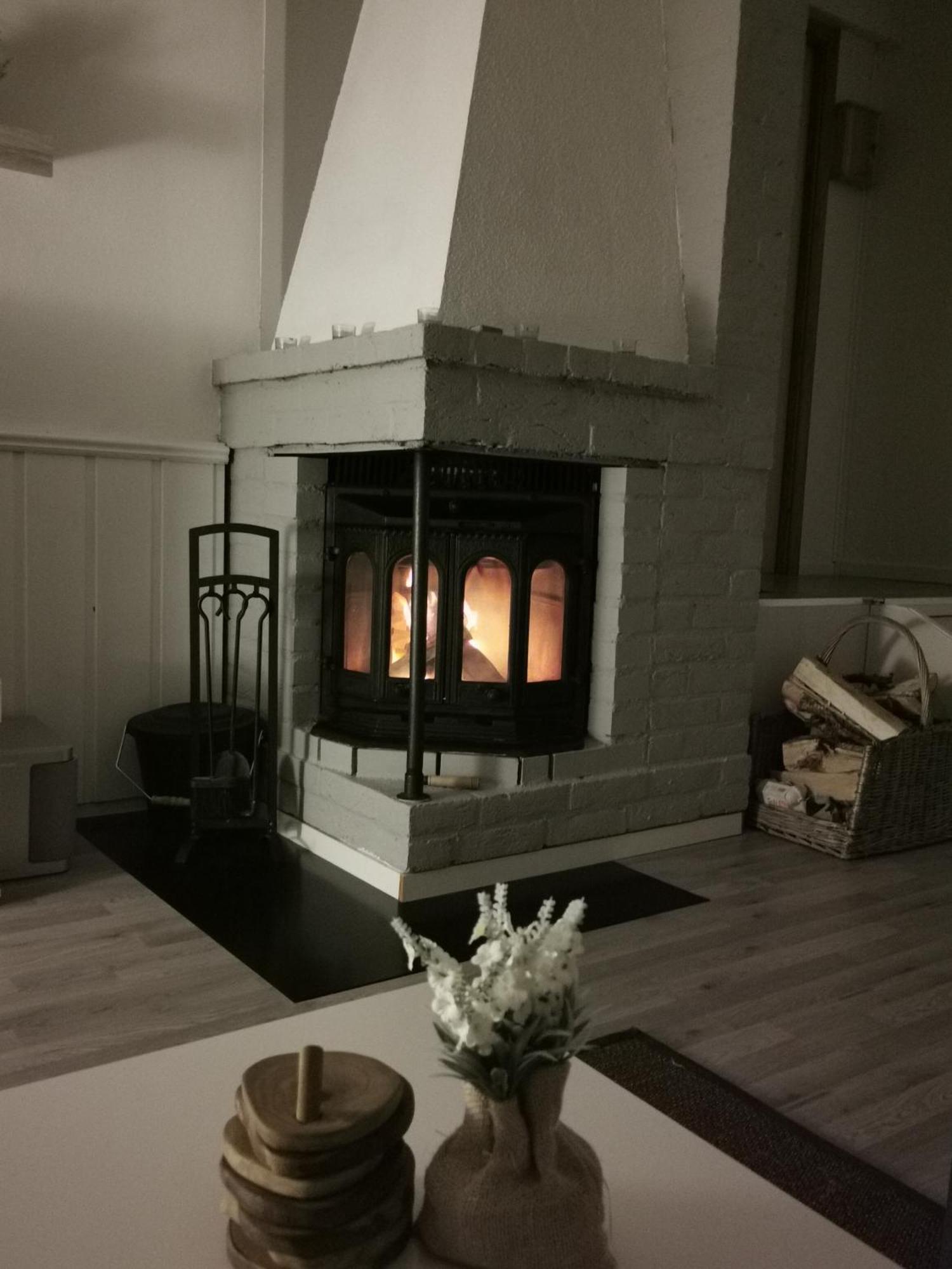 Isfjorden Apartment Dreamvalley מראה חיצוני תמונה
